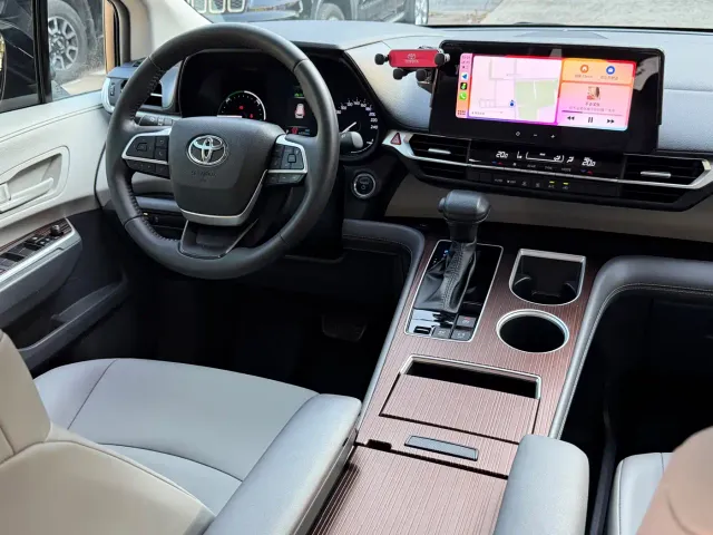 Toyota Granvia — Фото автомобиля 13