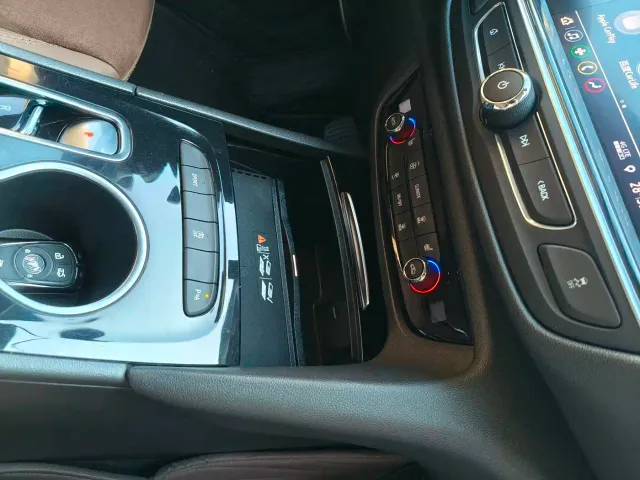 Buick Regal — Фото автомобиля 13