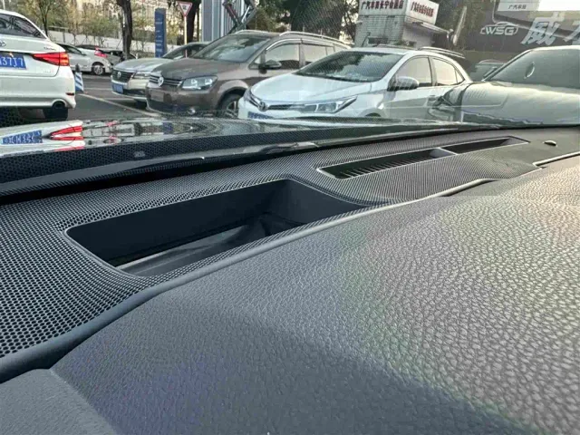 Toyota Avalon — Фото автомобиля 11