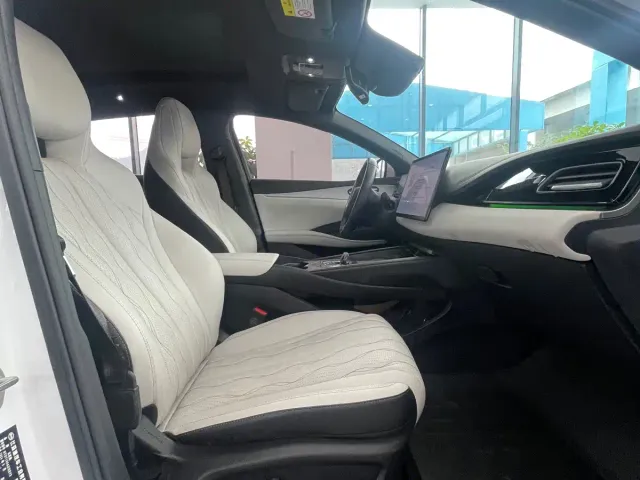 BYD Seal 06 — Фото автомобиля 16