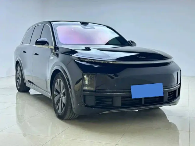 Фотография автомобиля — Li Auto L8
