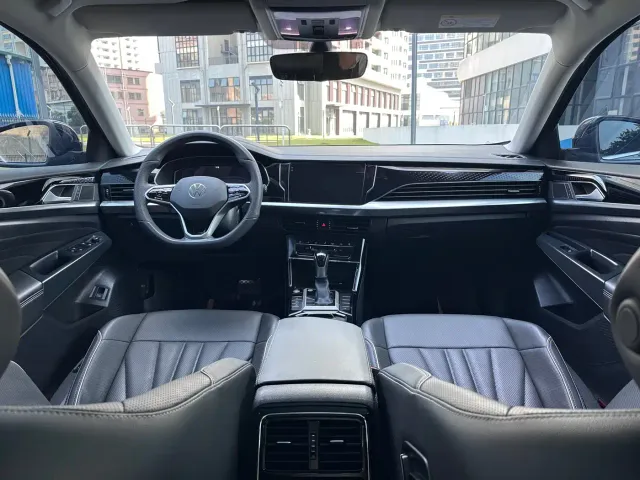 Volkswagen Passat — Фото автомобиля 9