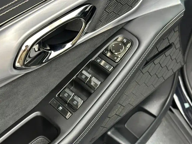 GAC Trumpchi GS8 — Фото автомобиля 15