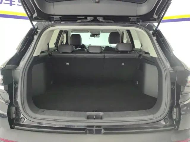 Dongfeng Fengshen AX7 — Фото автомобиля 4