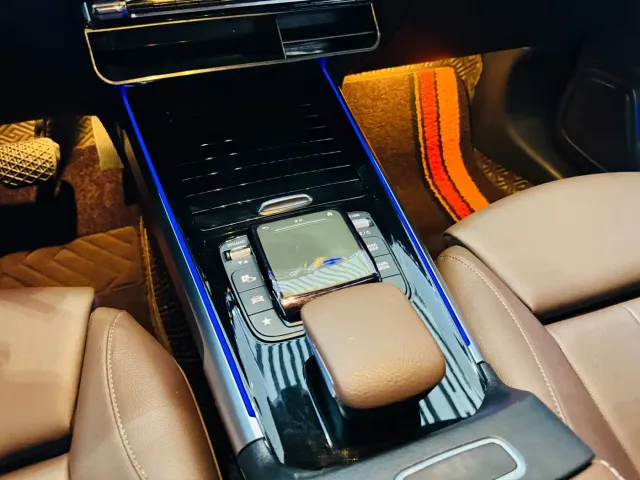 Mercedes-Benz GLB-Class — Фото автомобиля 13