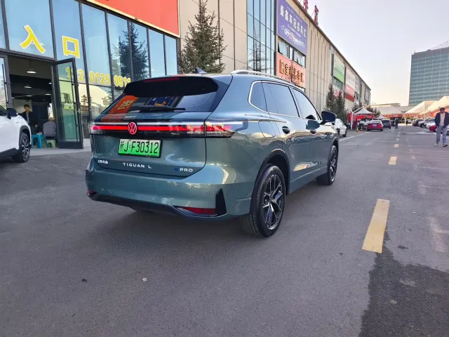 Volkswagen Tiguan L PHEV — Фото автомобиля 6