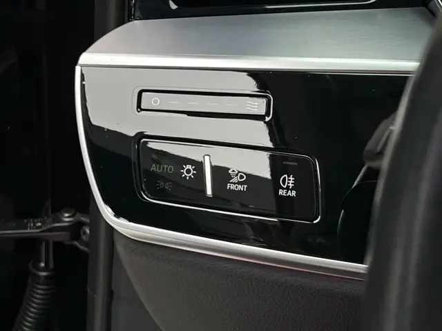 Audi A8 — Фото автомобиля 13