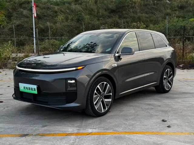 Фотография автомобиля — Li Auto L6