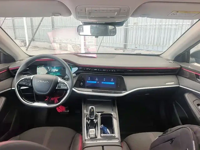 Dongfeng Yixuan MAX — Фото автомобиля 5