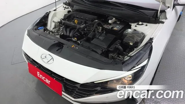 Hyundai AVANTE Avante (CN7) — Фото автомобиля 6