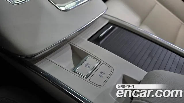 Hyundai Grandeur Новый Grandeur IG — Фото автомобиля 15