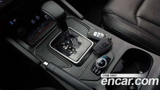 KG_Mobility_Ssangyong Rexton Новый Rexton Sport Дизель 2.2 4WD — Фото автомобиля 9