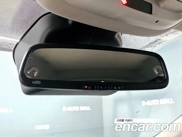 Renault-KoreaSamsung QM6 Новый QM6 2.0 LPe RE Signature 2WD — Фото автомобиля 18