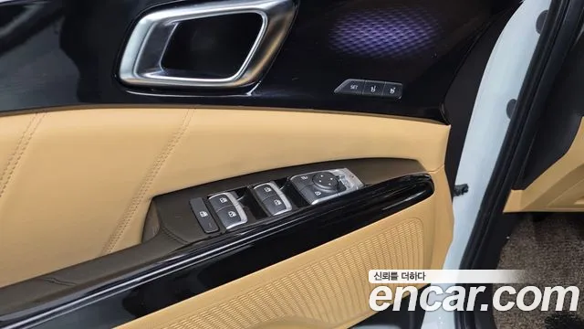 Kia Canival — Фото автомобиля 28