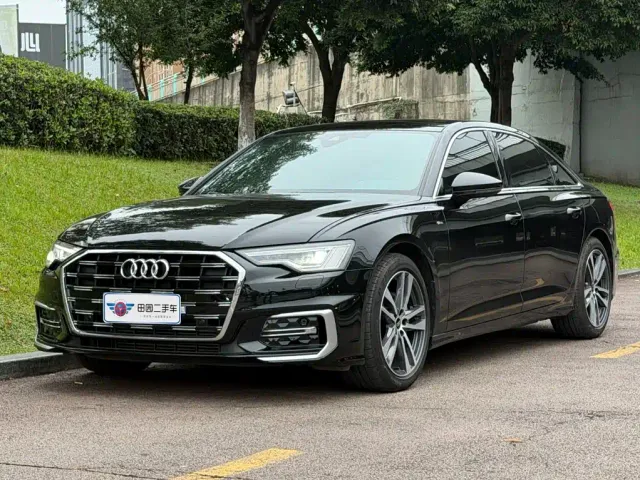 Фотография автомобиля — Audi A6L