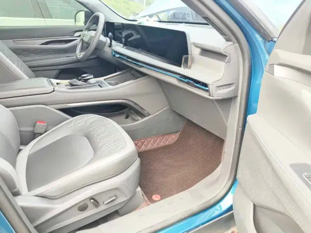 Ford Edge — Фото автомобиля 13