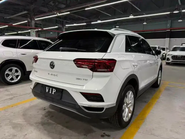 Volkswagen T-Roc — Фото автомобиля 8