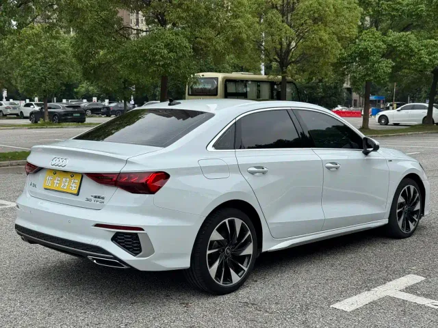 Audi A3 — Фото автомобиля 3