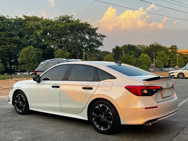 Honda Civic — Фото автомобиля 9