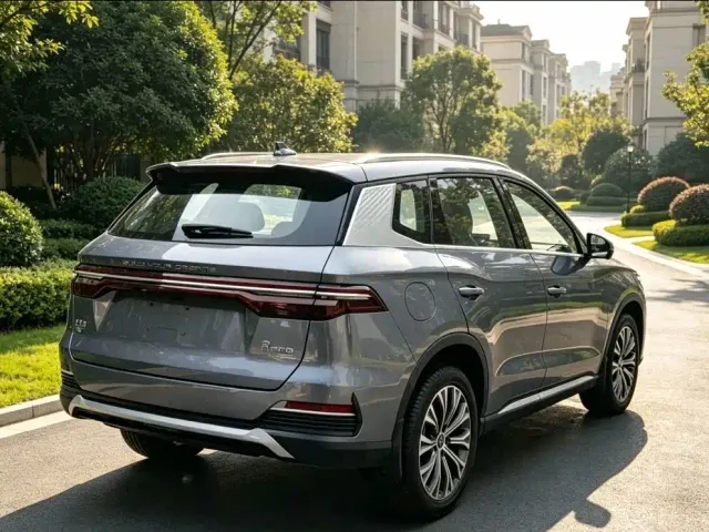 BYD Song Pro — Фото автомобиля 3