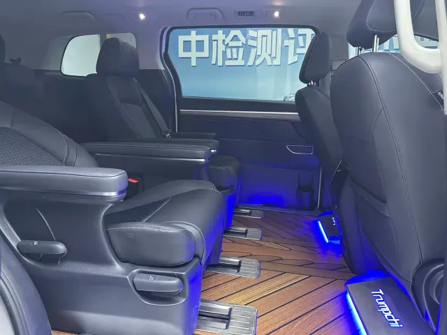 GAC Trumpchi M8 — Фото автомобиля 16