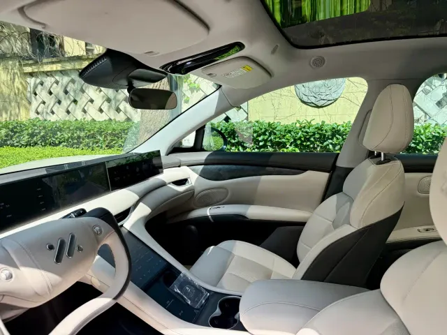 IM Motors LS6 — Фото автомобиля 18