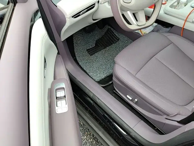 Changan Qiyuan A06 — Фото автомобиля 15