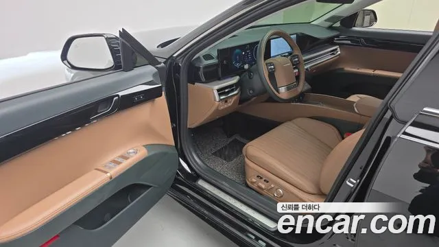 Hyundai Grandeur GN7 — Фото автомобиля 10