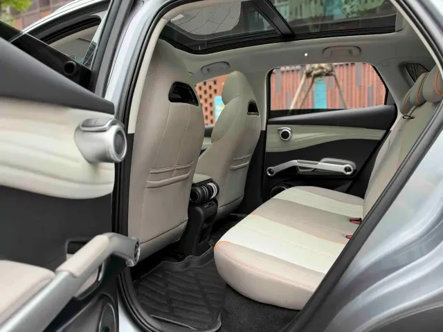 BYD Yuan PLUS — Фото автомобиля 12