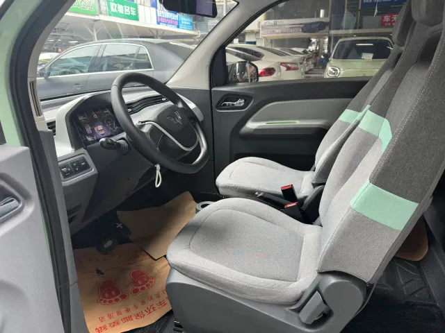 Wuling Hongguang Mini EV — Фото автомобиля 10