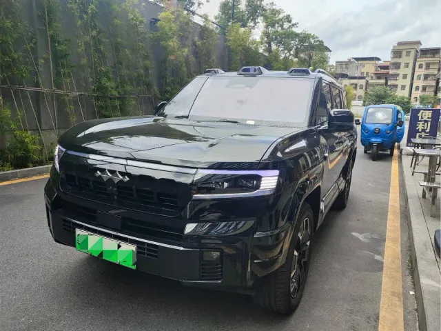 Фотография автомобиля — BYD FangChengBao Leopard 8