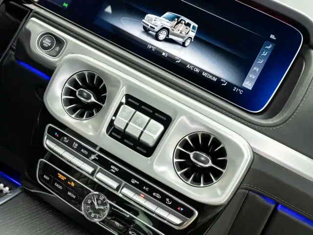 Mercedes-Benz G-Class — Фото автомобиля 17