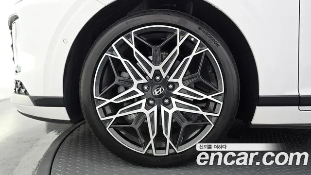Hyundai Grandeur GN7 — Фото автомобиля 5