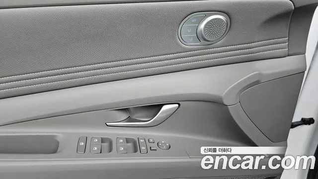 Hyundai AVANTE Inspiration — Фото автомобиля 16