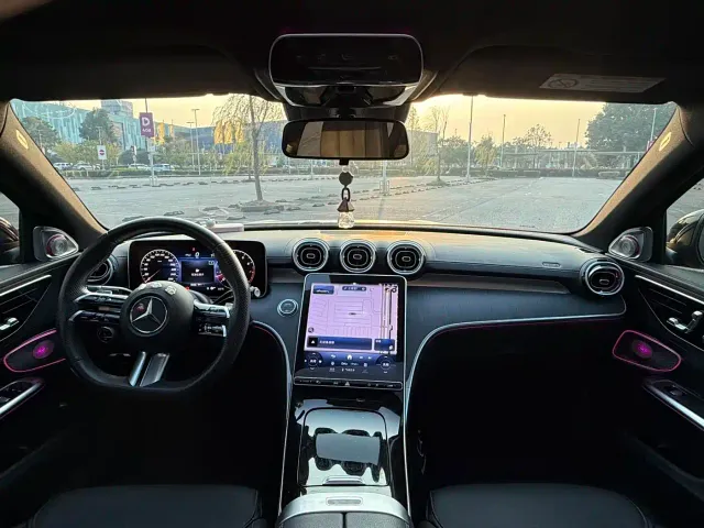 Mercedes-Benz C-Class — Фото автомобиля 9