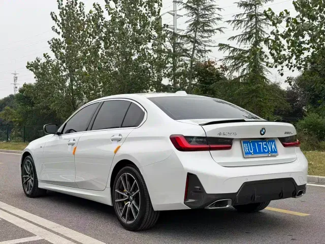 BMW 3 Series — Фото автомобиля 10