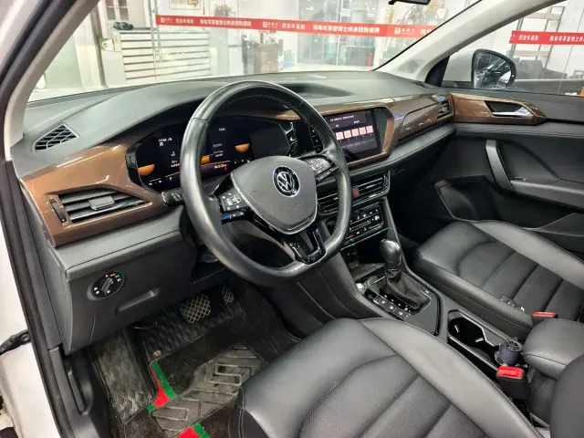 Volkswagen Tharu — Фото автомобиля 6
