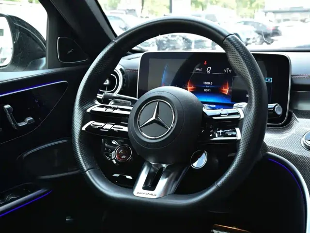 Mercedes-Benz C-Class AMG — Фото автомобиля 16