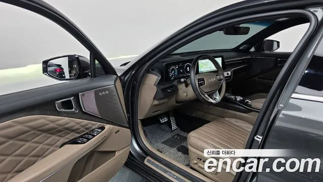 Kia K8 Hybrid — Фото автомобиля 15