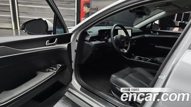 Kia K5 Prestige — Фото автомобиля 10