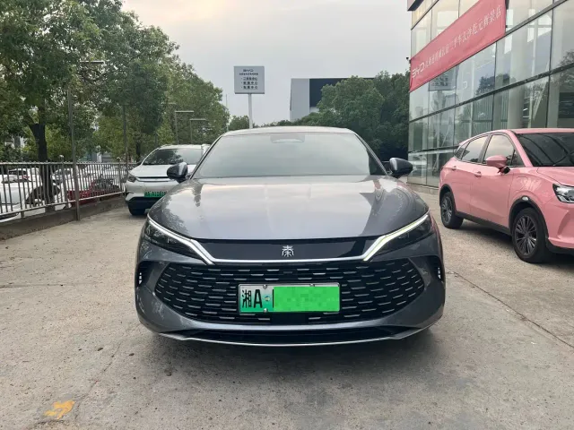 BYD Qin L — Фото автомобиля 2