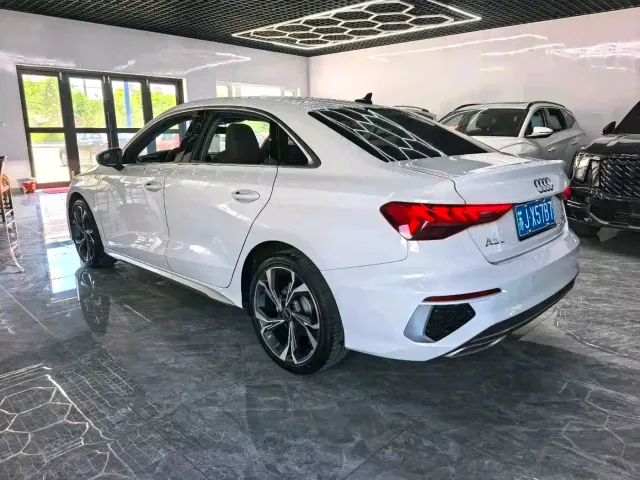 Audi A3 — Фото автомобиля 3