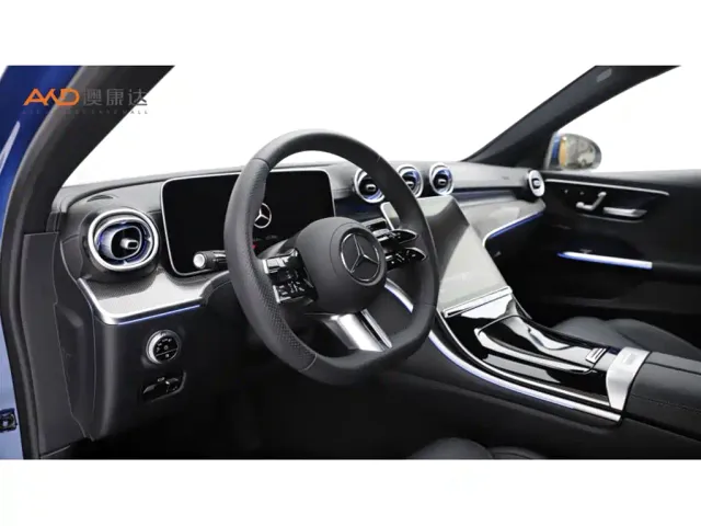 Mercedes-Benz C-Class — Фото автомобиля 6