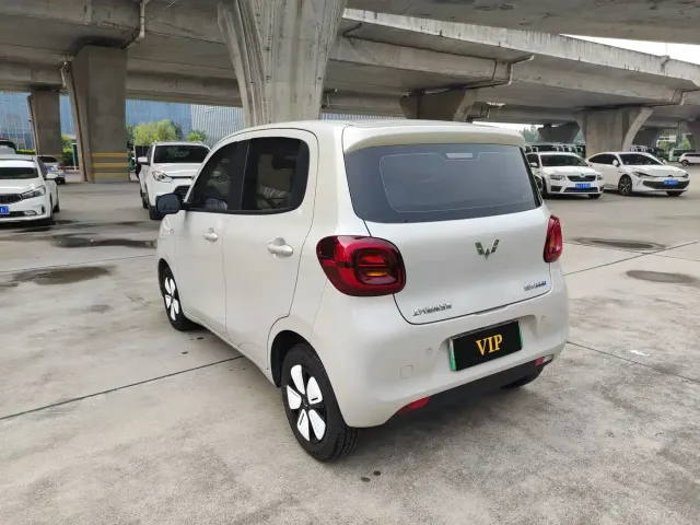 Wuling Hongguang Mini EV — Фото автомобиля 11