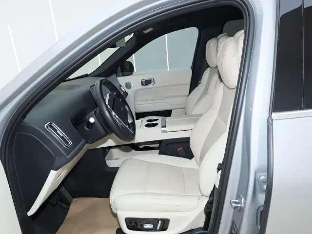 Li Auto L9 — Фото автомобиля 9