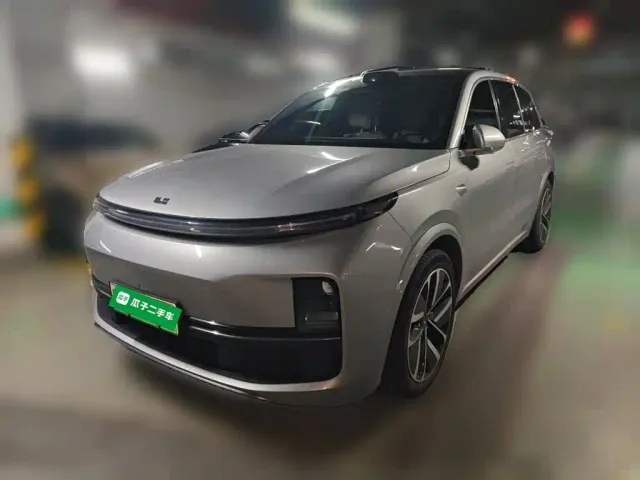 Фотография автомобиля — Li Auto L9