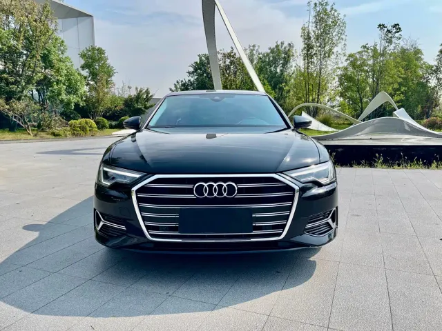 Audi A6L — Фото автомобиля 2