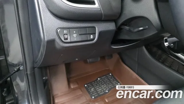 Kia Seltos Бензин 1.6 турбо 2WD — Фото автомобиля 17