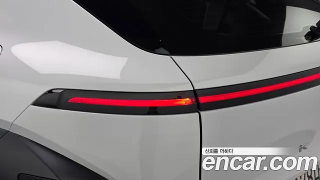 Hyundai Kona SX2 — Фото автомобиля 7