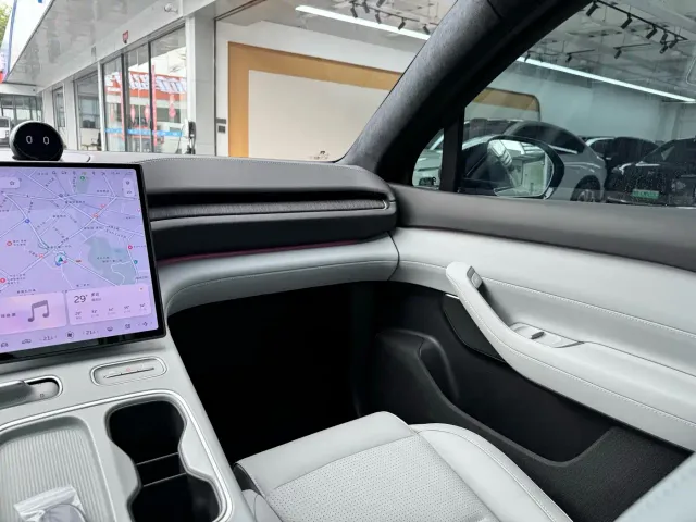 NIO NIO ES6 2024 75kWh — Фото автомобиля 17
